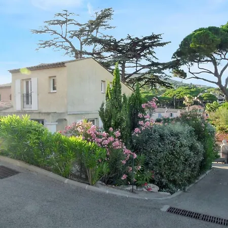 Maison Conviviale Avec Vue Sur La Montagne A * סן-מקסים