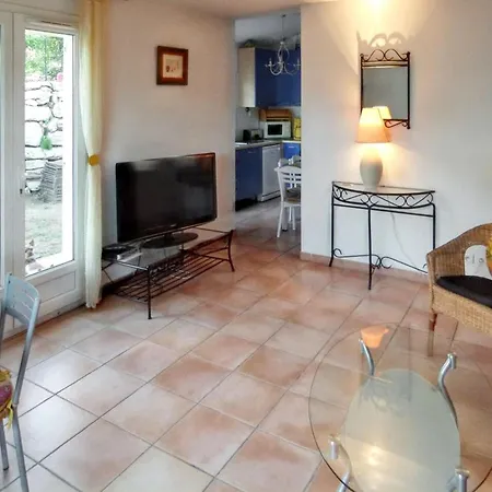Maison Conviviale Avec Vue Sur La Montagne A * סן-מקסים